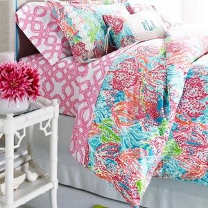 Lilly Pulitzer Let’s Cha Cha Queen/Full Duvet Cover + Two Standard Shams